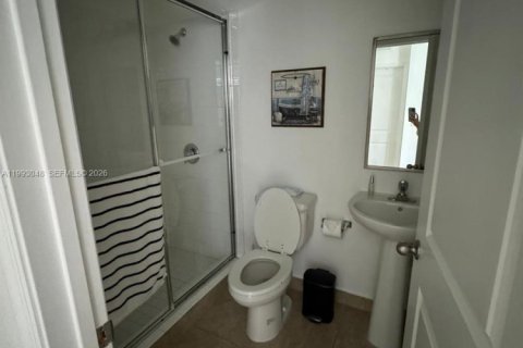 Townhouse in Homestead, Florida 4 bedrooms, 155.52 sq.m. № 2057043 - photo 11