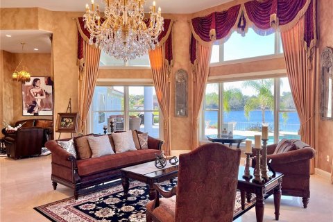 Casa en venta en Spring Hill, Florida, 5 dormitorios, 523.13 m2 № 1843845 - foto 14