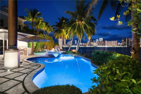 Casa en venta en Aventura, Florida, 5 dormitorios, 605.91 m2 № 1477502 - foto 4