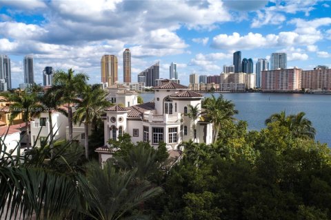 Casa en venta en Aventura, Florida, 5 dormitorios, 605.91 m2 № 1477502 - foto 3
