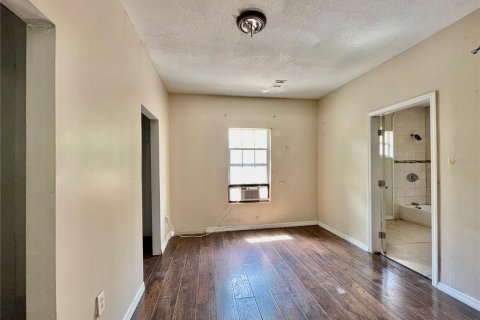 House in Lake Wales, Florida 3 bedrooms, 108.14 sq.m. № 2101487 - photo 15