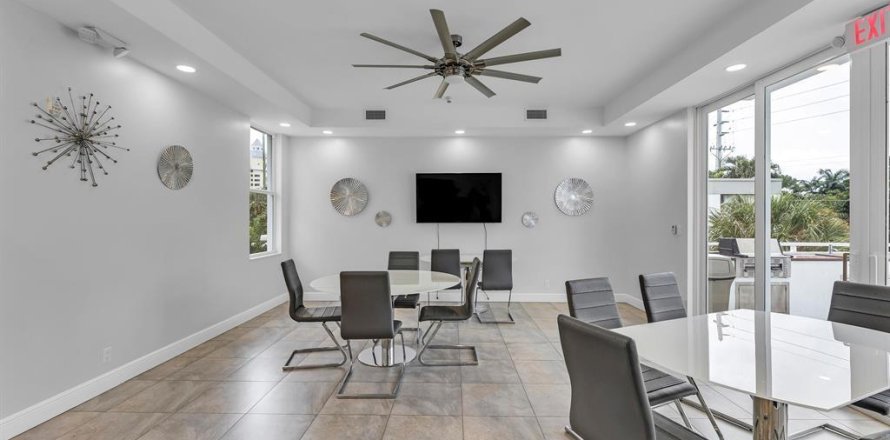 Condo in Fort Lauderdale, Florida, 2 bedrooms № 1099089