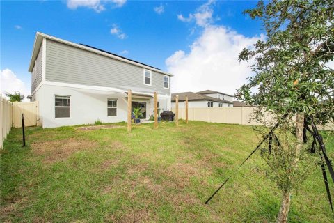 House in Haines City, Florida 5 bedrooms, 272.48 sq.m. № 2092491 - photo 30