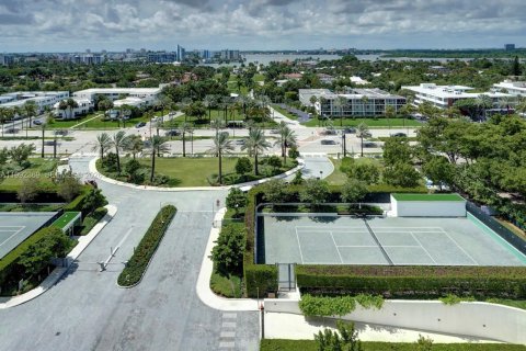 Condominio en alquiler en Bal Harbour, Florida, 2 dormitorios, 158.31 m2 № 2056674 - foto 20