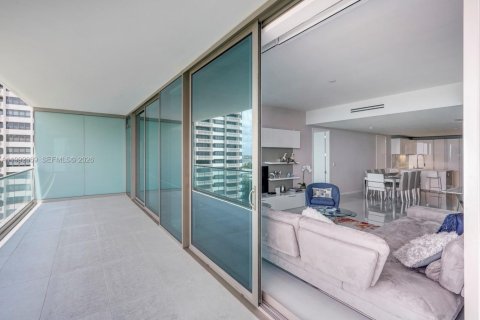 Condominio en alquiler en Bal Harbour, Florida, 2 dormitorios, 158.31 m2 № 2056674 - foto 16