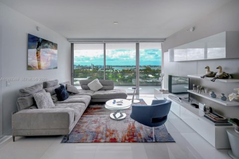 Condominio en alquiler en Bal Harbour, Florida, 2 dormitorios, 158.31 m2 № 2056674 - foto 11