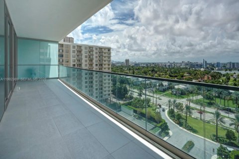 Condominio en alquiler en Bal Harbour, Florida, 2 dormitorios, 158.31 m2 № 2056674 - foto 18
