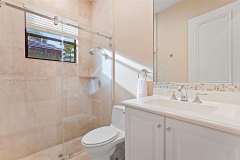 Снять в аренду виллу или дом в Плантация, Флорида 5 спален, 296.54м2, № 1947038 - фото 28