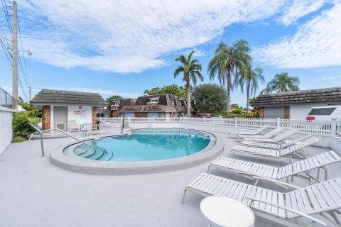 Condominio en alquiler en Atlantis, Florida, 2 dormitorios, 111.48 m2 № 1223668 - foto 1