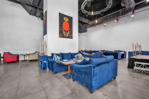 Купить коммерческую недвижимость в Форт-Лодердейл, Флорида № 2021175 - фото 14