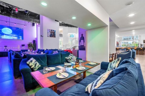 Купить коммерческую недвижимость в Форт-Лодердейл, Флорида № 2021175 - фото 10