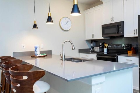 Adosado en venta en Davenport, Florida, 5 dormitorios, 201.32 m2 № 2215966 - foto 15