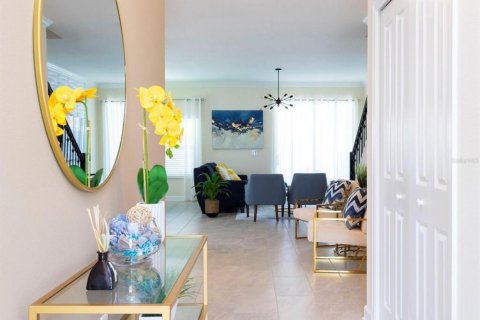 Adosado en venta en Davenport, Florida, 5 dormitorios, 201.32 m2 № 2215966 - foto 4