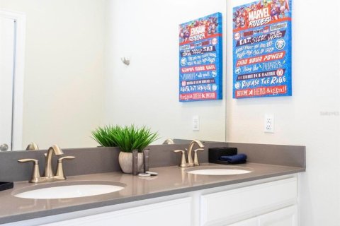 Adosado en venta en Davenport, Florida, 5 dormitorios, 201.32 m2 № 2215966 - foto 26