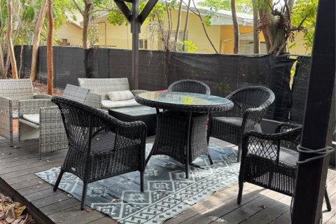 Condominio en alquiler en Hollywood, Florida, 2 dormitorios, 82.68 m2 № 2060105 - foto 21