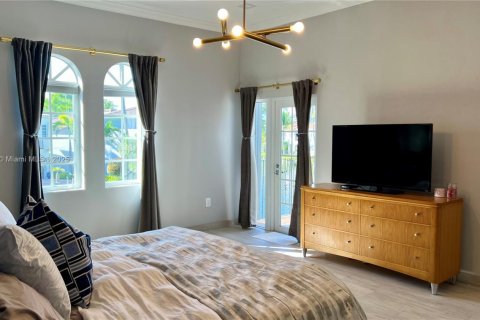 House in Aventura, Florida 4 bedrooms, 222.22 sq.m. № 1974860 - photo 29