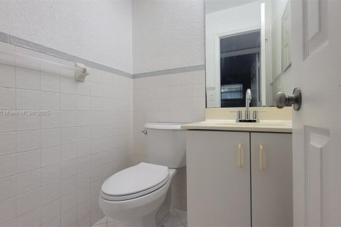 Condominio en venta en Plantation, Florida, 1 dormitorio, 58.06 m2 № 1928069 - foto 14