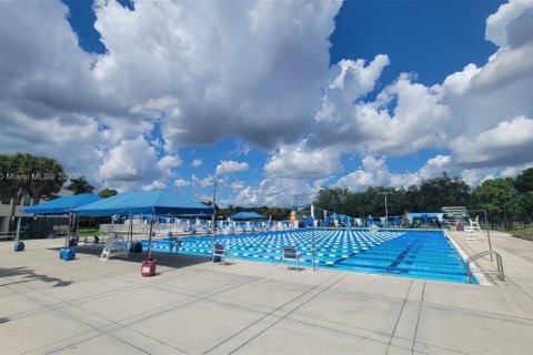 Condominio en venta en Plantation, Florida, 1 dormitorio, 58.06 m2 № 1928069 - foto 25
