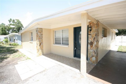 House in Tampa, Florida 3 bedrooms, 97.83 sq.m. № 1761458 - photo 5