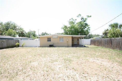 House in Tampa, Florida 3 bedrooms, 97.83 sq.m. № 1761458 - photo 29