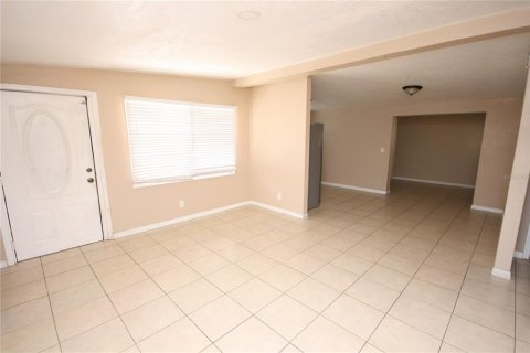 House in Tampa, Florida 3 bedrooms, 97.83 sq.m. № 1761458 - photo 7