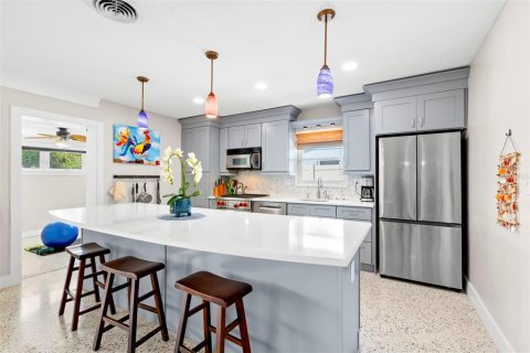 Casa en alquiler en Saint Petersburg, Florida, 3 dormitorios, 151.24 m2 № 1904971 - foto 14