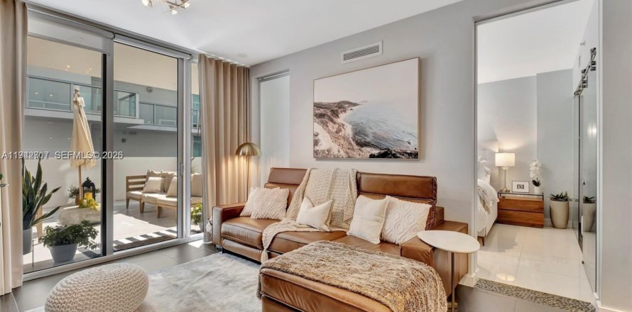 Condominio en Miami, Florida, 2 dormitorios № 2152770
