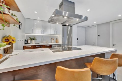 Condominio en venta en Miami, Florida, 2 dormitorios, 90.39 m2 № 2152770 - foto 25