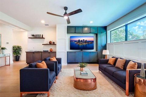 Casa en venta en Tampa, Florida, 5 dormitorios, 333.8 m2 № 1806887 - foto 8