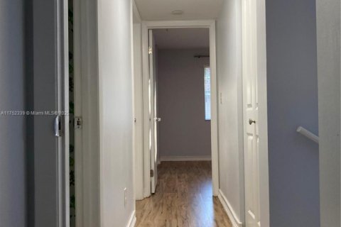 Townhouse in Plantation, Florida 3 bedrooms, 140.75 sq.m. № 1707888 - photo 12
