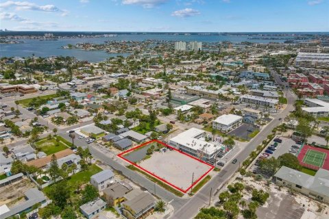 Land in Saint Petersburg, Florida № 1885320 - photo 9