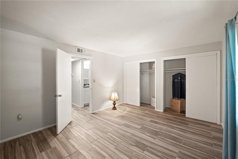 Copropriété à vendre à Tampa, Floride: 1 chambre, 70.61 m2 № 1899380 - photo 13