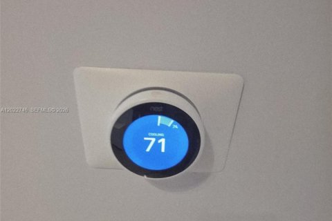 Copropriété à louer à Miami, Floride: 2 chambres, 127.09 m2 № 2257078 - photo 13