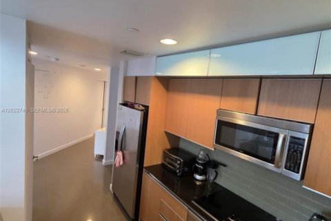 Copropriété à louer à Miami, Floride: 2 chambres, 127.09 m2 № 2257078 - photo 15