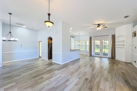 House in Ocoee, Florida 3 bedrooms, 208.47 sq.m. № 2394286 - photo 5