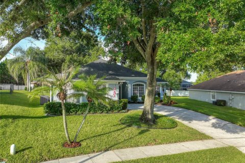 House in Ocoee, Florida 3 bedrooms, 208.47 sq.m. № 2394286 - photo 12