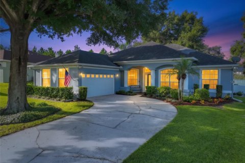House in Ocoee, Florida 3 bedrooms, 208.47 sq.m. № 2394286 - photo 4