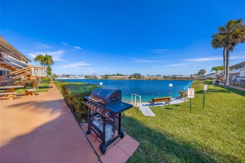 Copropriété à vendre à Hallandale Beach, Floride: 1 chambre, 58.06 m2 № 2040244 - photo 21