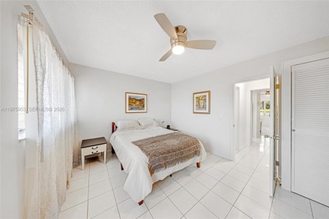 Copropriété à vendre à Hallandale Beach, Floride: 1 chambre, 58.06 m2 № 2040244 - photo 9