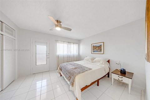 Copropriété à vendre à Hallandale Beach, Floride: 1 chambre, 58.06 m2 № 2040244 - photo 7