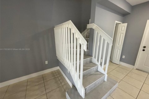 Adosado en venta en Homestead, Florida, 3 dormitorios, 132.2 m2 № 2013634 - foto 12