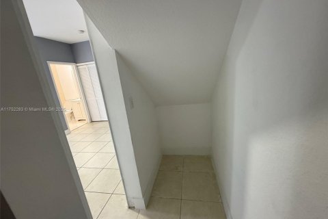 Adosado en venta en Homestead, Florida, 3 dormitorios, 132.2 m2 № 2013634 - foto 10