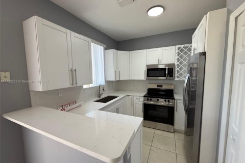 Adosado en venta en Homestead, Florida, 3 dormitorios, 132.2 m2 № 2013634 - foto 7