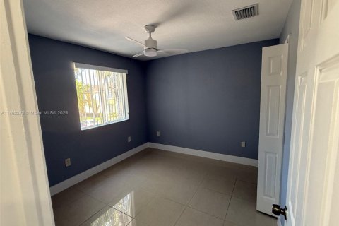 Adosado en venta en Homestead, Florida, 3 dormitorios, 132.2 m2 № 2013634 - foto 28