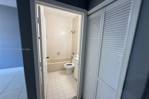 Adosado en venta en Homestead, Florida, 3 dormitorios, 132.2 m2 № 2013634 - foto 11