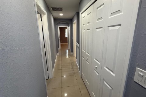 Adosado en venta en Homestead, Florida, 3 dormitorios, 132.2 m2 № 2013634 - foto 27