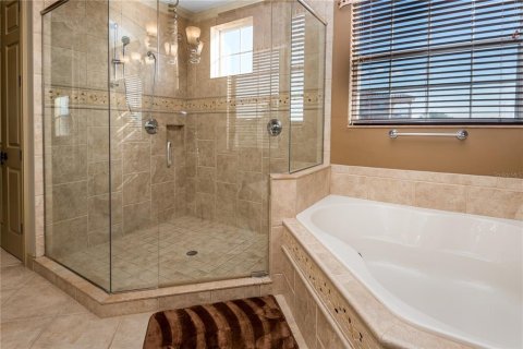 House in Four Corners, Florida 4 bedrooms, 341.69 sq.m. № 1846759 - photo 18