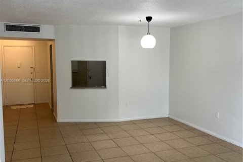 Copropriété à louer à Miami, Floride: 1 chambre, 84.45 m2 № 2085479 - photo 8