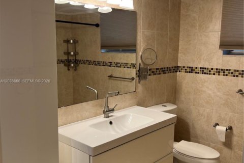 Copropriété à louer à Miami, Floride: 1 chambre, 84.45 m2 № 2085479 - photo 9
