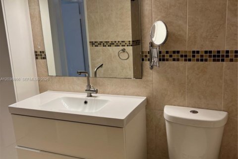 Copropriété à louer à Miami, Floride: 1 chambre, 84.45 m2 № 2085479 - photo 11